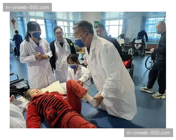 维尔茨的康复之路:从十字韧带重伤到重回国家队 维尔茨的康复之路:从十字韧带重伤到重回国家队